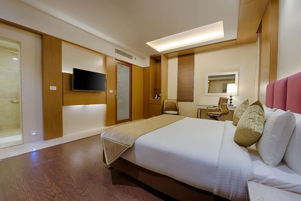 Seating area, Bedroom