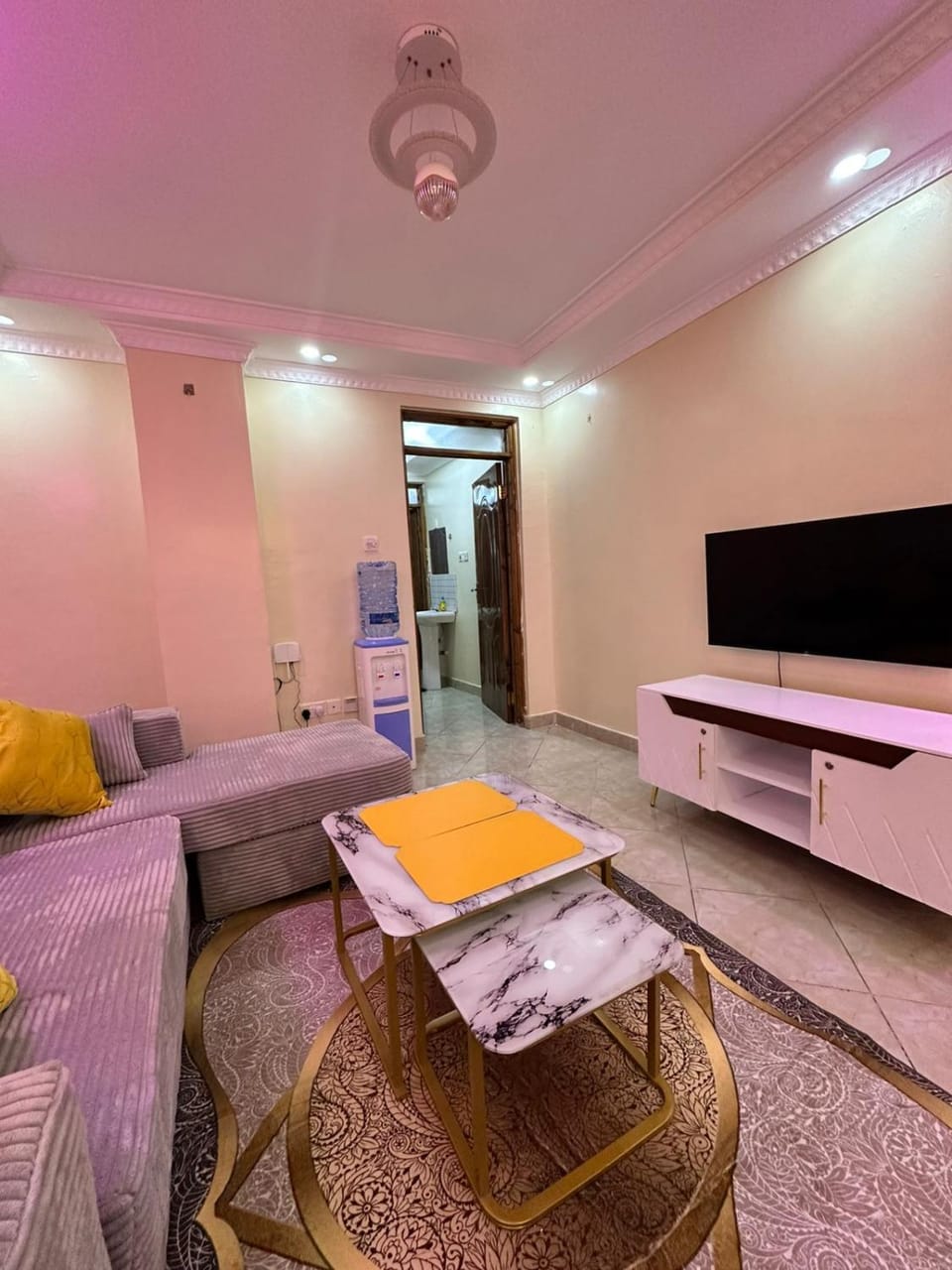 TV and multimedia, Seating area