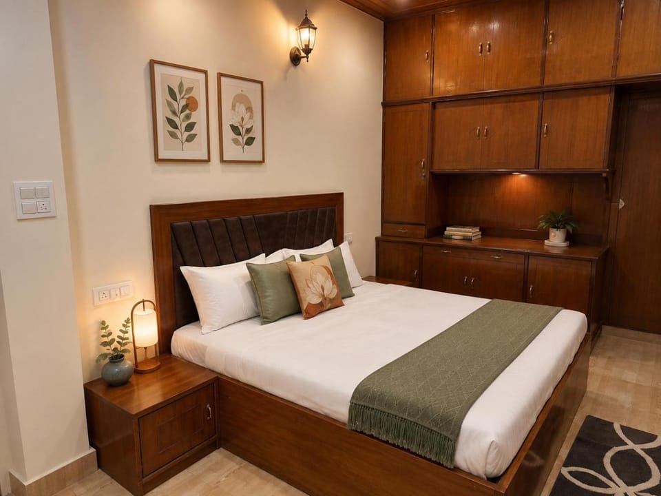 Bed, Photo of the whole room, Bedroom, wardrobe