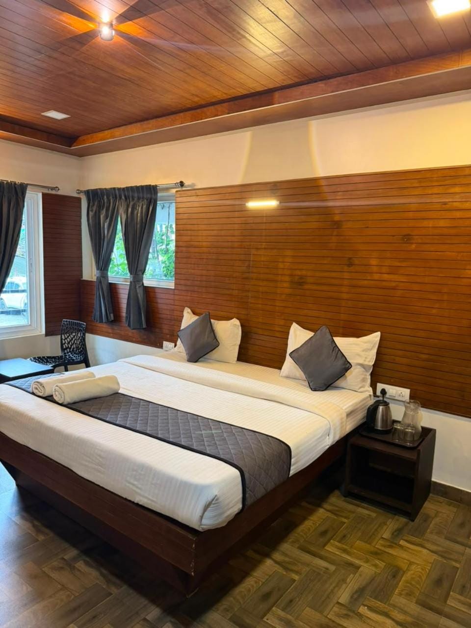Bed, Photo of the whole room