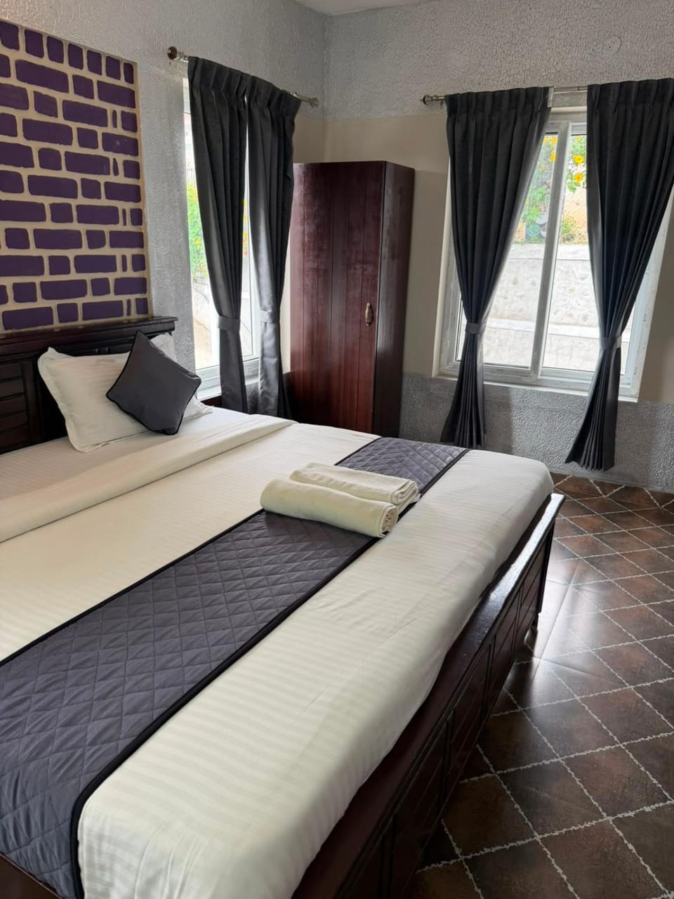 Bed, Photo of the whole room