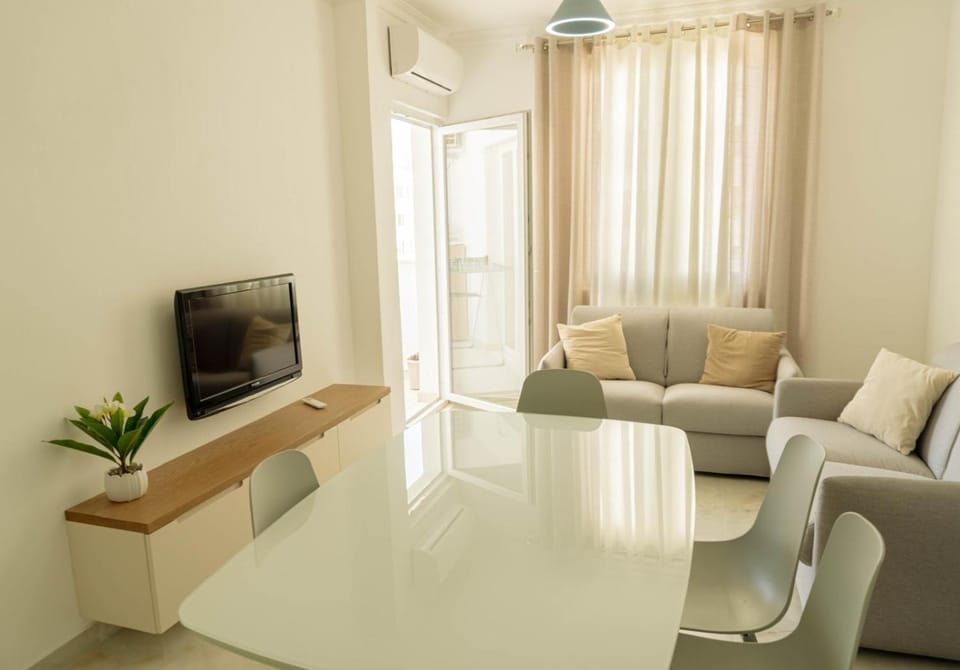 Brooklyn Suites Golem - 55m2 - 4pers Apartment in Tirana County, Albania