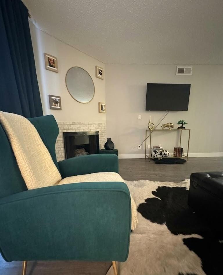 Hollywood Gem Prime Location with Rooftop Pool and Free Parking Apartment in Hollywood