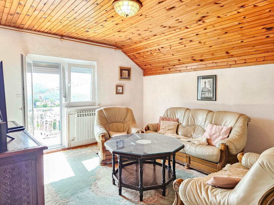 Vratnik Stay Free Parking Apartment in Sarajevo