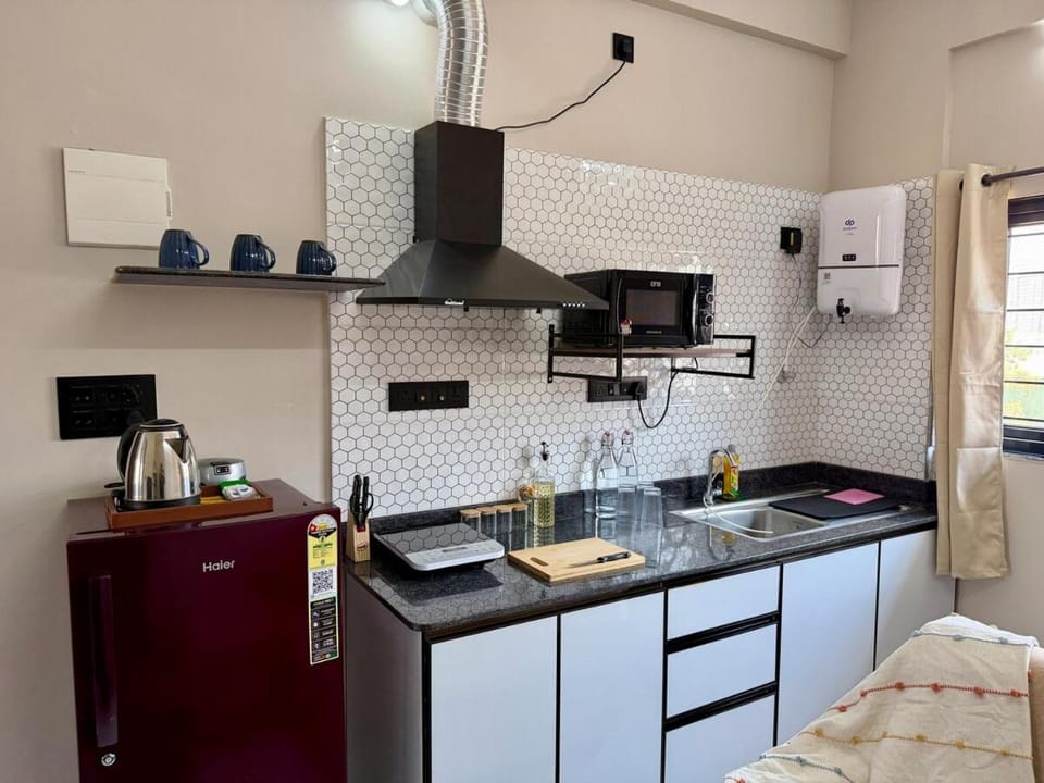Stay Sapien - 1BHK with AC Apartment in Bengaluru