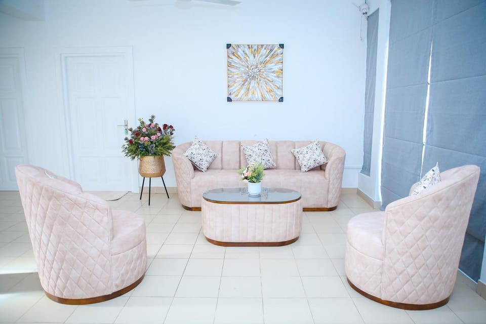 Grand Leisure Care and Wellness Mount Lavinia Hotel in Dehiwala-Mount Lavinia