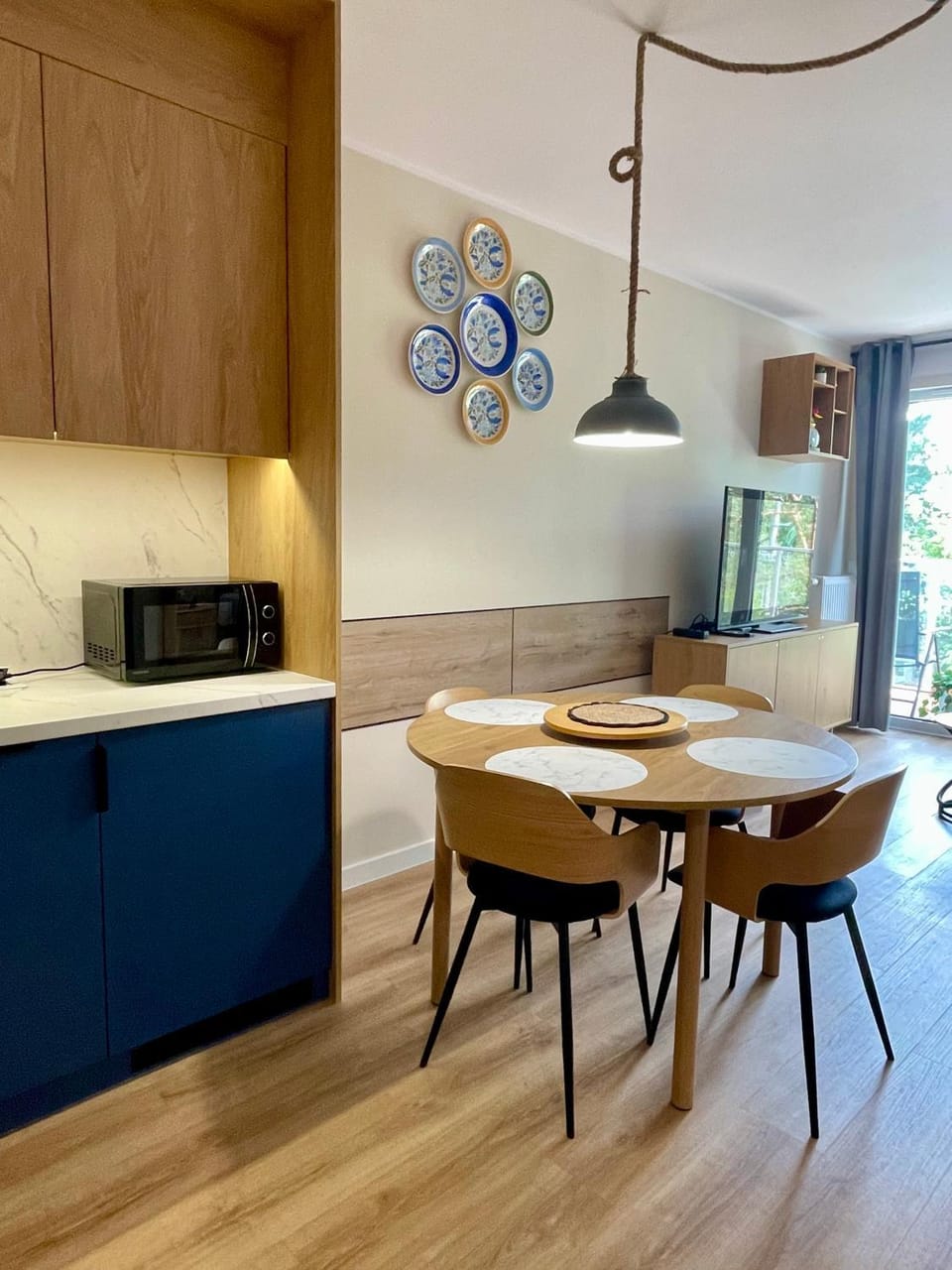Kitchen or kitchenette, Dining area, oven, pet friendly, stove