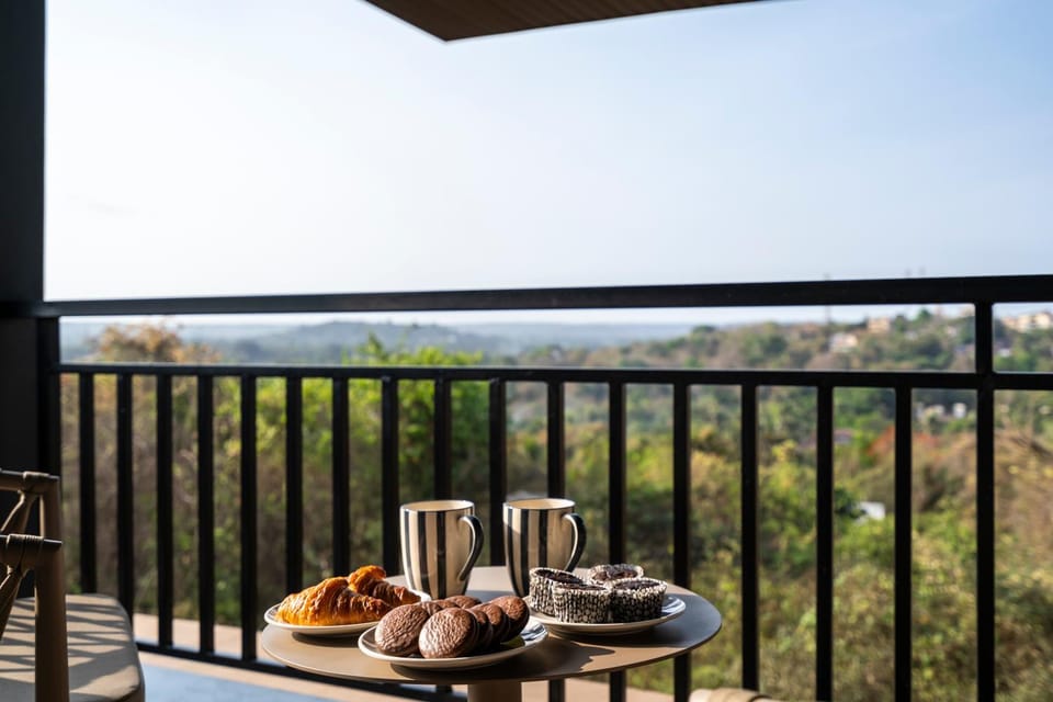 View (from property/room), Breakfast, Continental breakfast