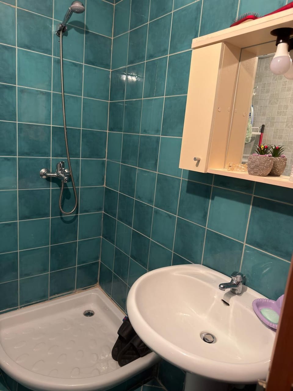 Mali i robit, Albania Apartment with Pool View Apartment in Tirana County, Albania