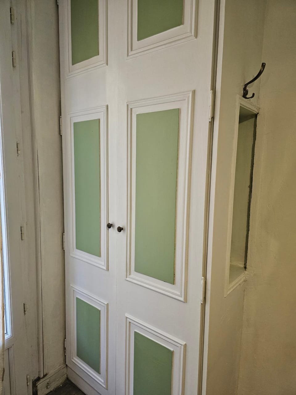Bedroom, wardrobe