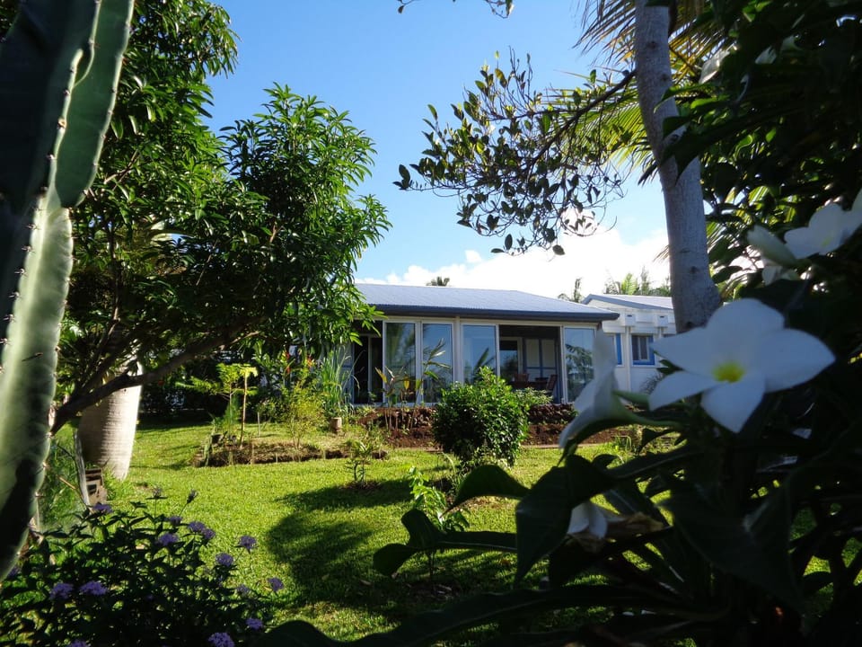 Garden, Floor plan
