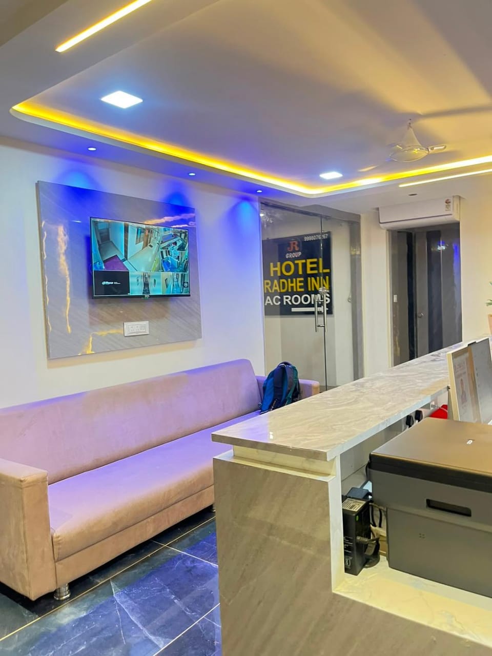 hotel radhe inn Apartment in Vadodara