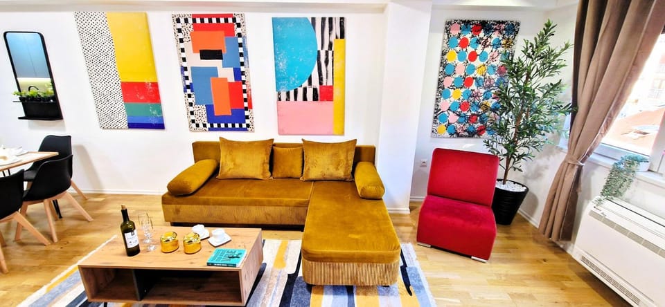 2-Bedroom apartment near center with private parking Apartment in Skopje