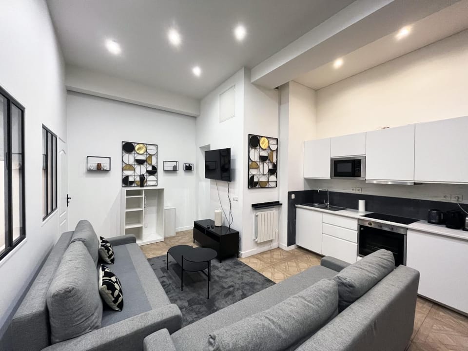 UrbanFlat 66 - Quiet & cosy Apartment in center of Paris Apartment in Paris