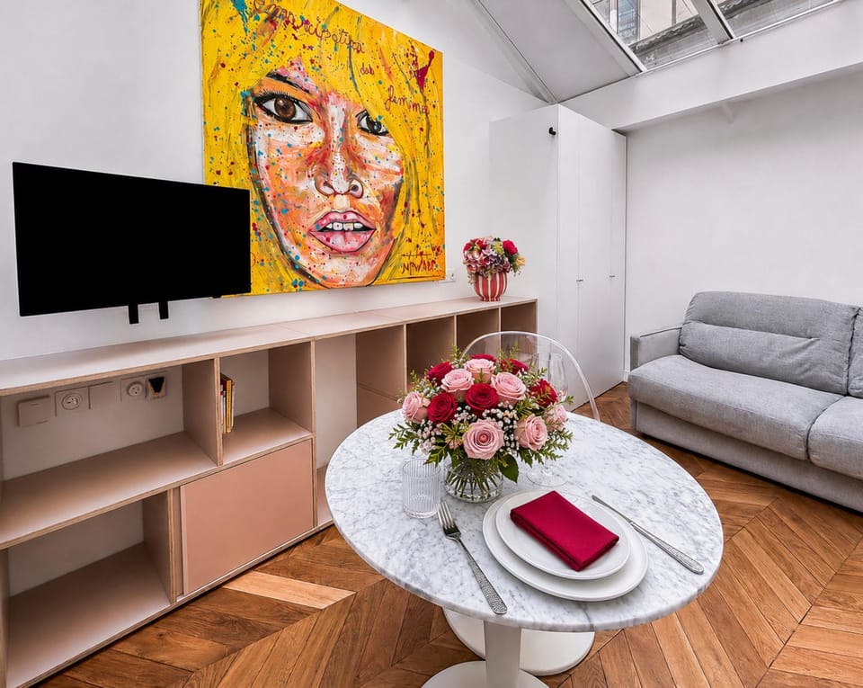 Atelier d artiste jardin du Luxembourg Paris 5 Apartment in Paris