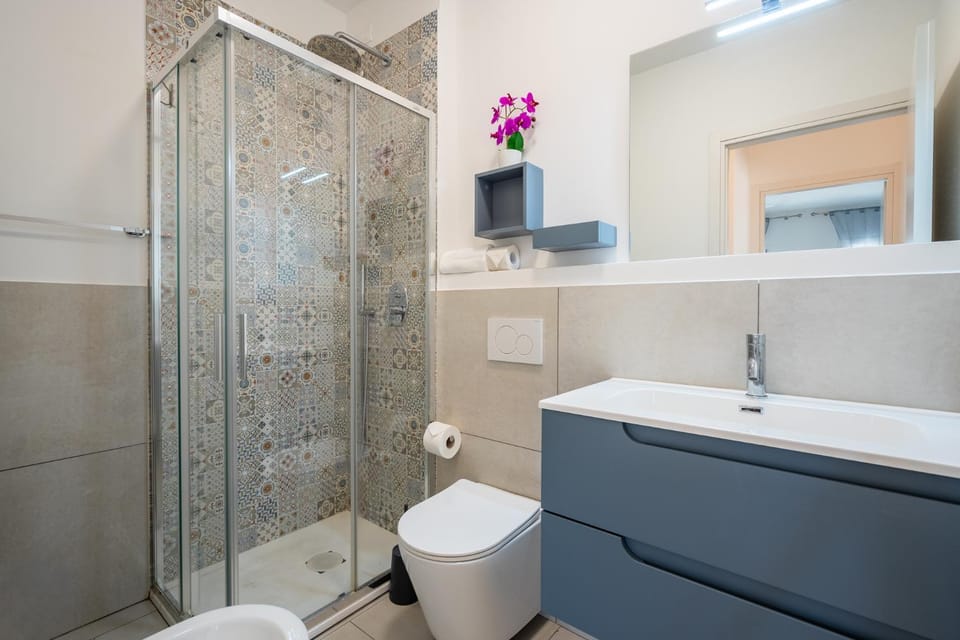 Novoli Elite Suites Private Free Parking Apartment in Florence