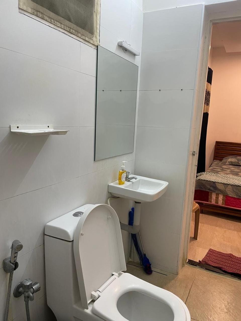 Millan Residence Green view suit room with kitchen Apartment in Chennai