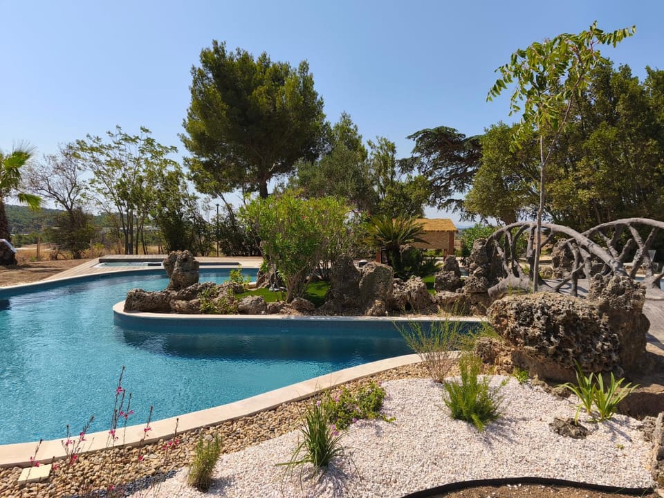 Property building, Swimming pool