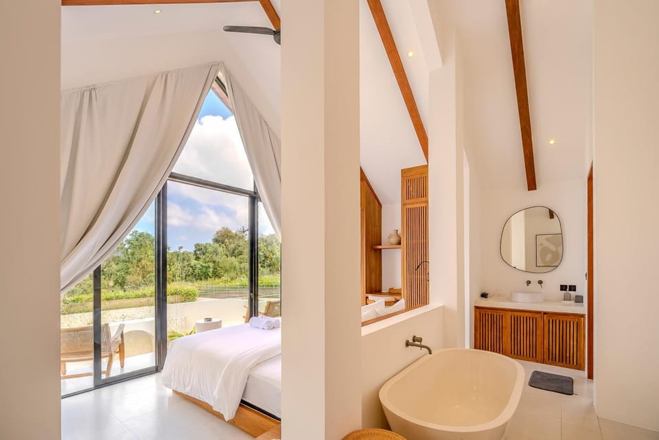 Bathroom, Bath