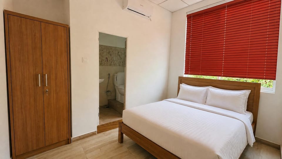 Bed, Bedroom, wardrobe, air conditioner