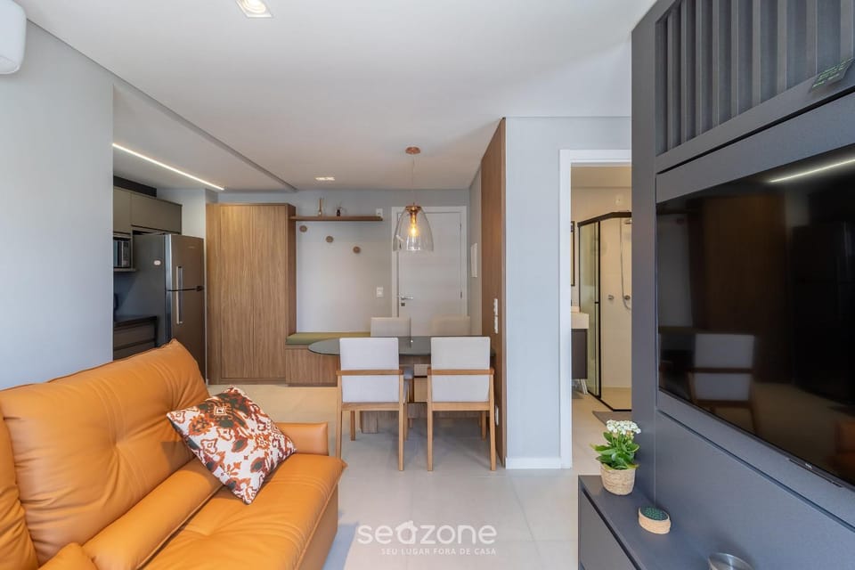 TV and multimedia, Living room, Dining area