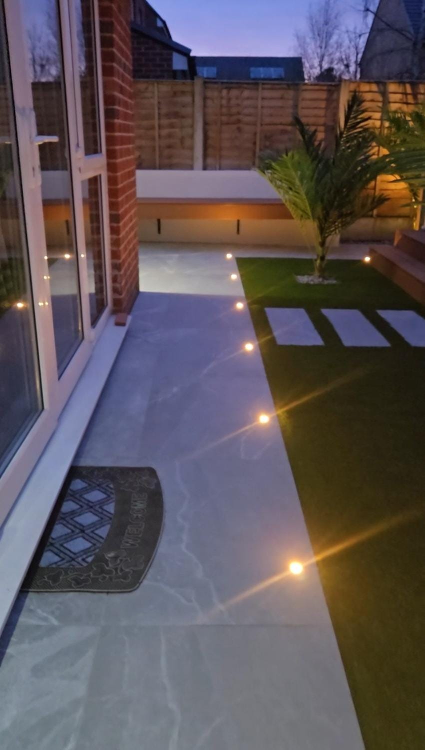 The Cosy Pod Studio - Short Stay in Salford Bed and Breakfast in Salford