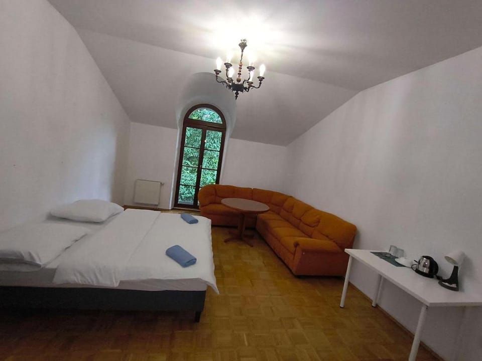 Fantastic-Inn Kraków - B7 Pokój D403 Apartment in Krakow