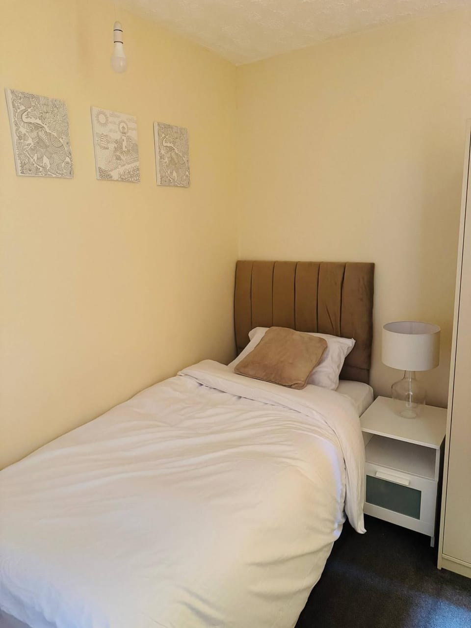 Bed, Bedroom