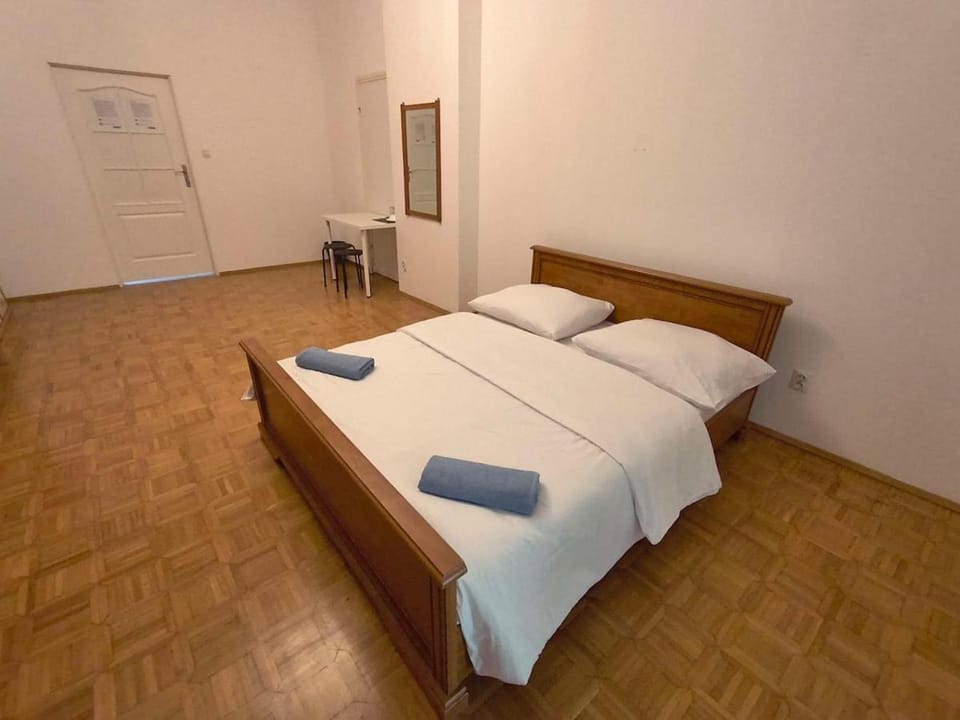 Fantastic-Inn Kraków - B7 Pokój D402 Apartment in Krakow
