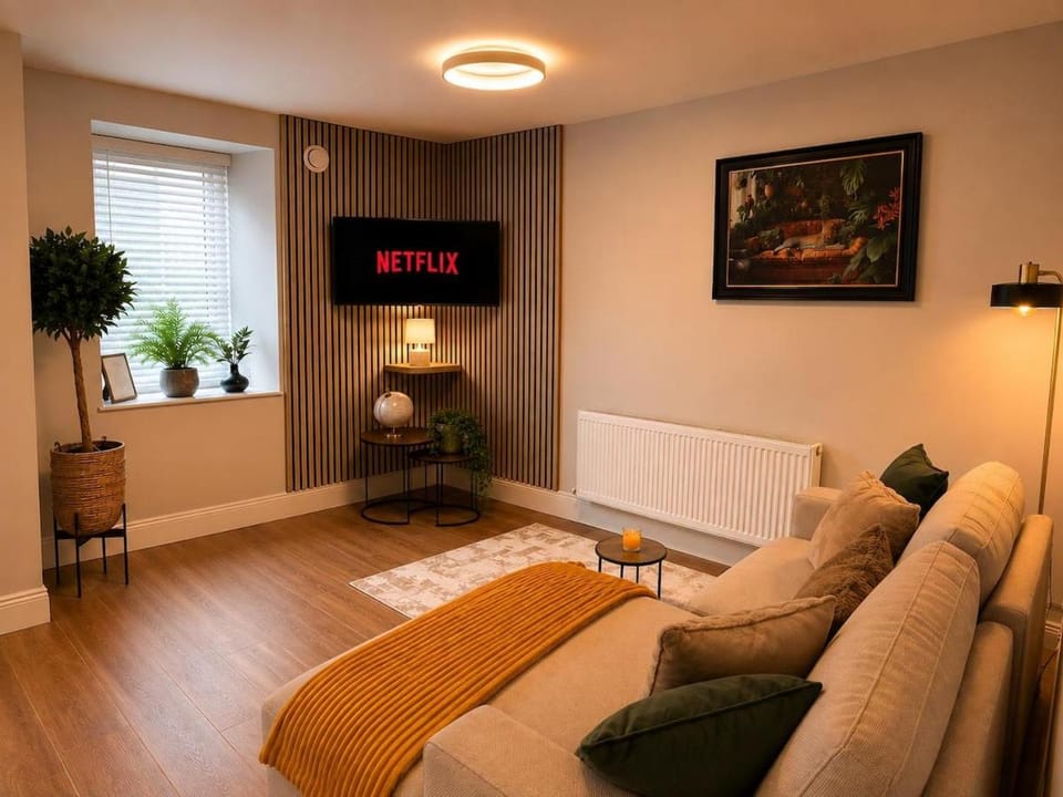 TV and multimedia, Living room, Seating area