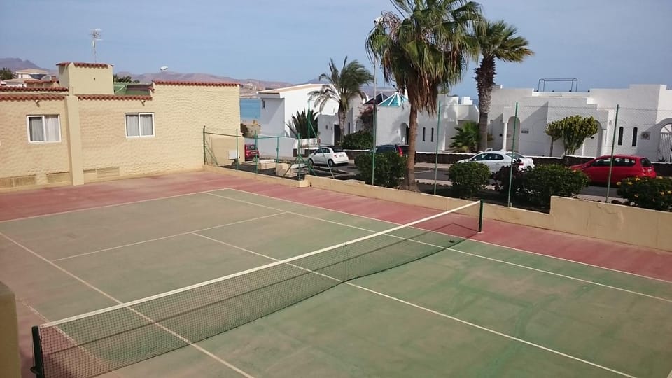 Tennis court