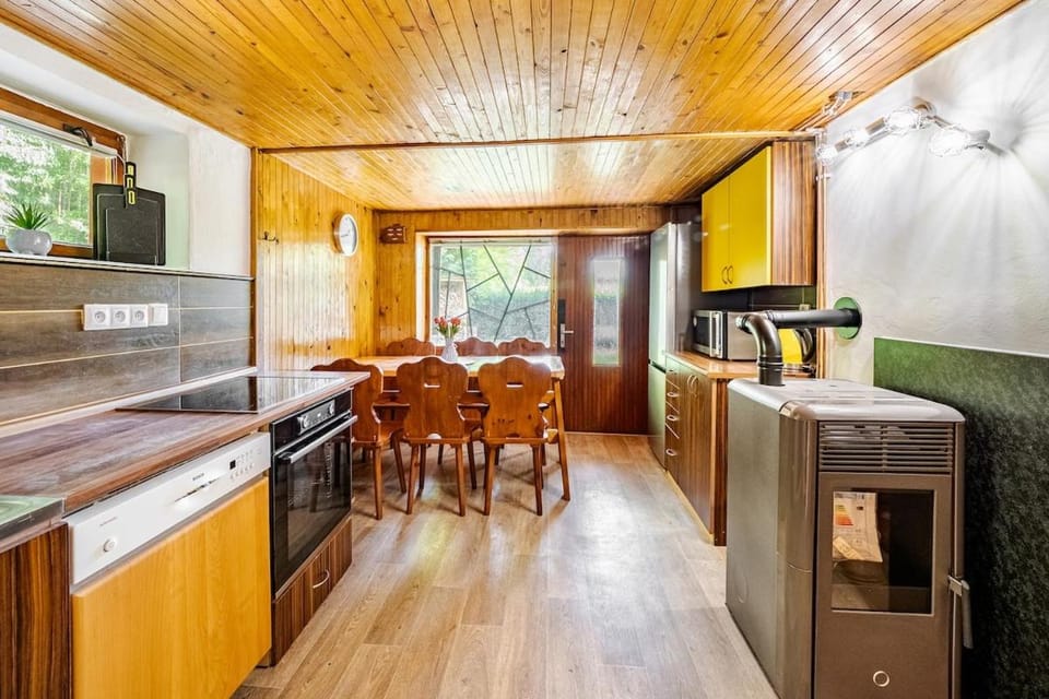 Cottage Owl House in South Bohemian Region