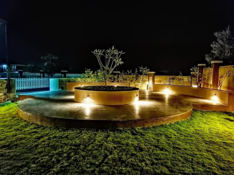 Night, Natural landscape, Garden, Garden, Garden view, Swimming pool