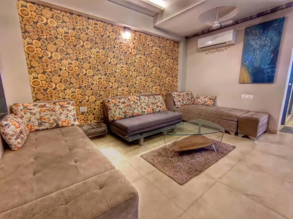 Living room, Seating area, air conditioner