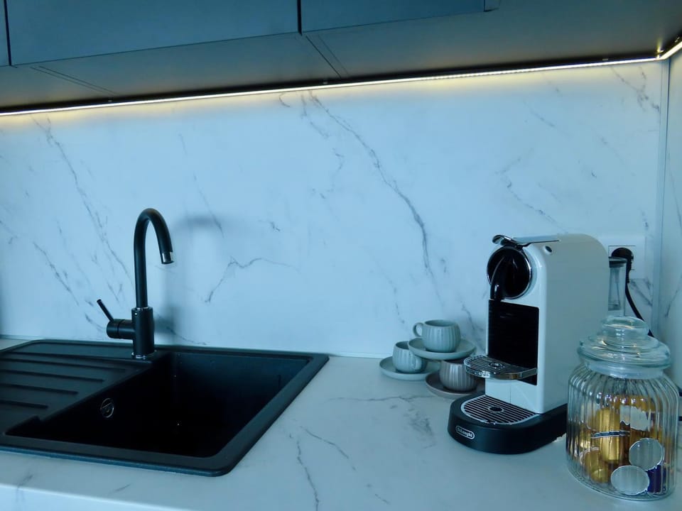 Coffee/tea facilities, Kitchen or kitchenette