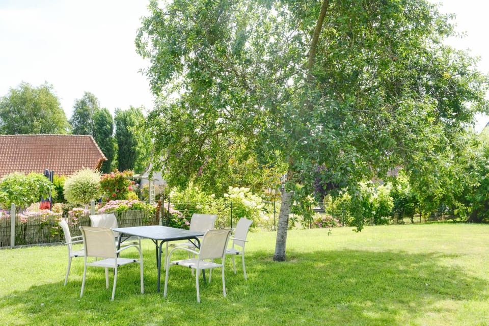 Garden, Garden view