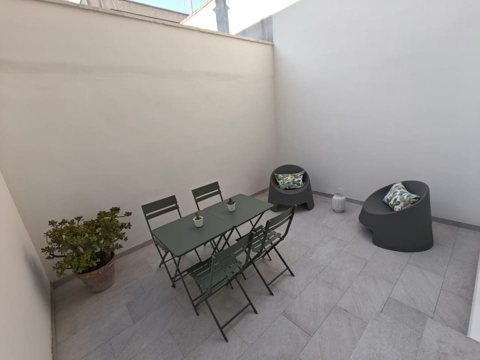Inner courtyard view