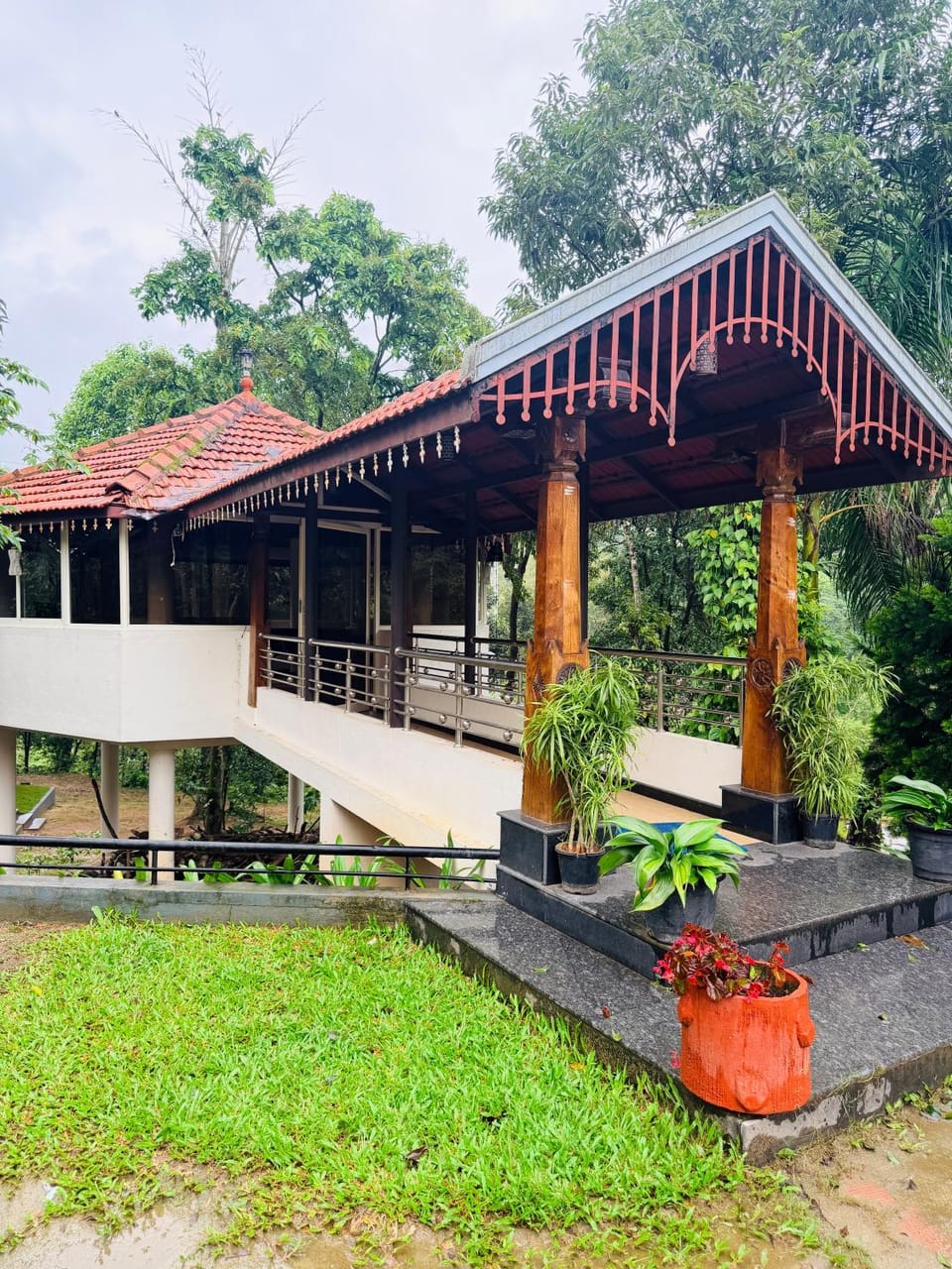 YMS Resort Campground/ 
RV Resort in Karnataka