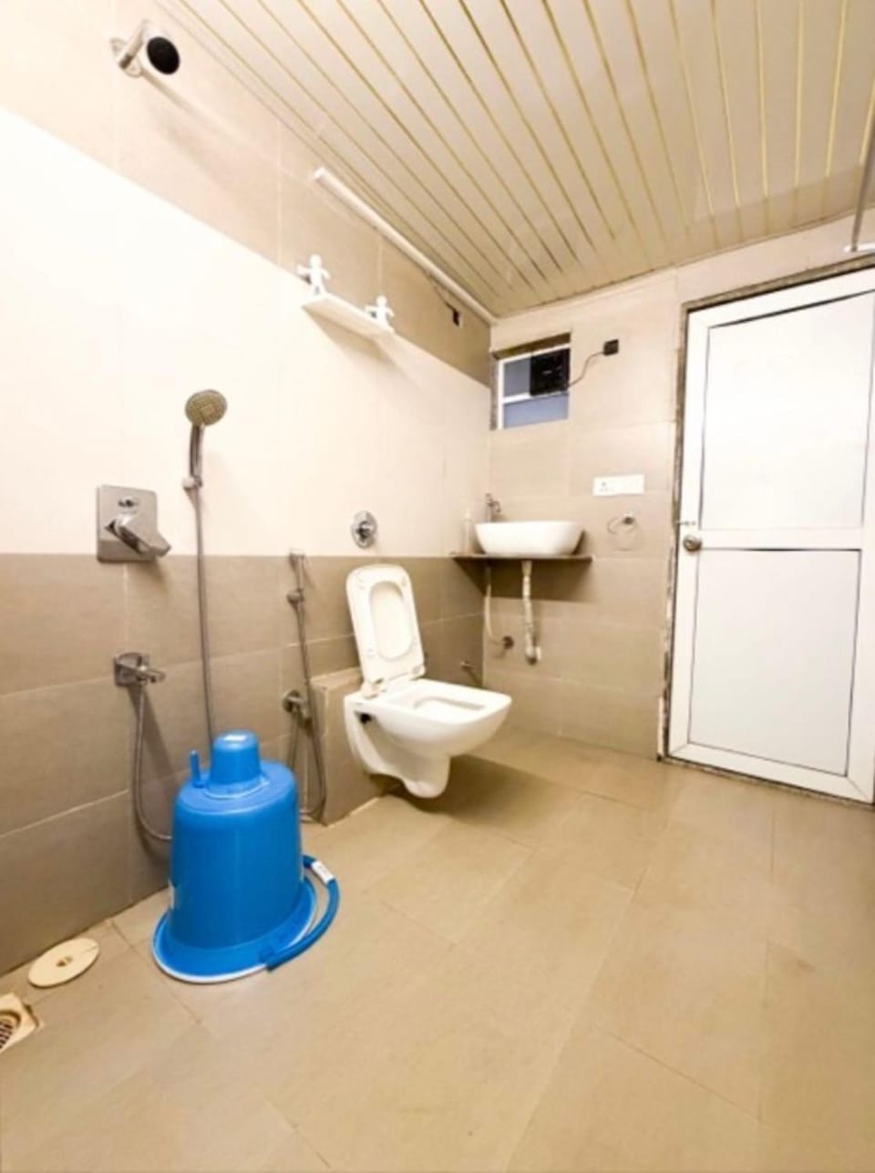 Lake Therapy Kuteer 3BHK with Pool Pawna Lake Villa in Maharashtra