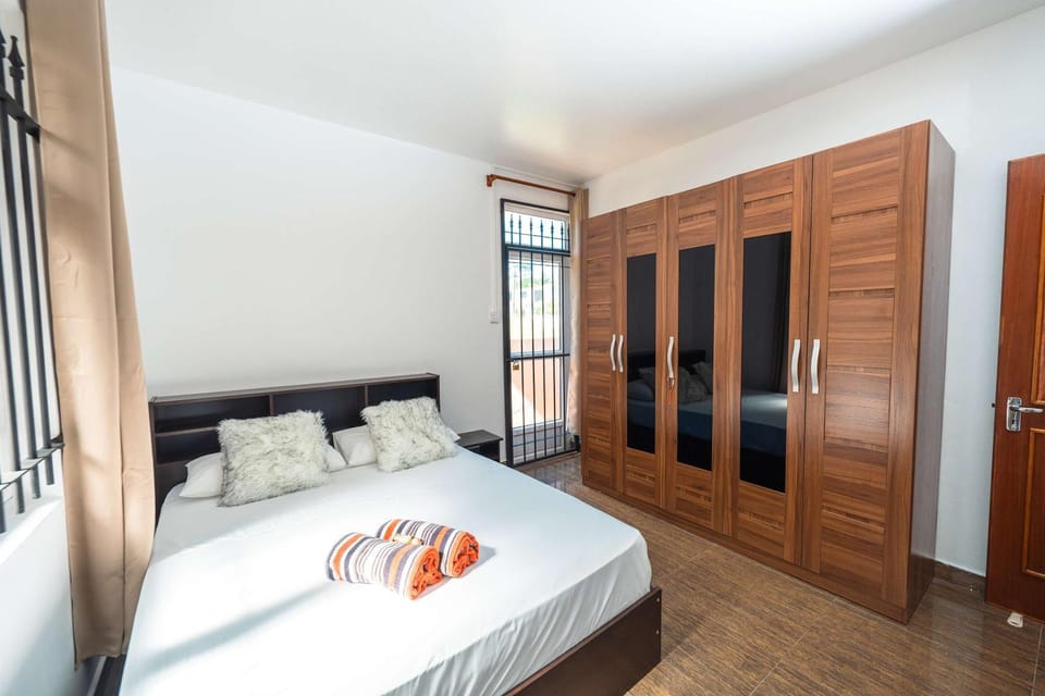 2 bedroom apartment close to the mall Apartment in Grand Baie