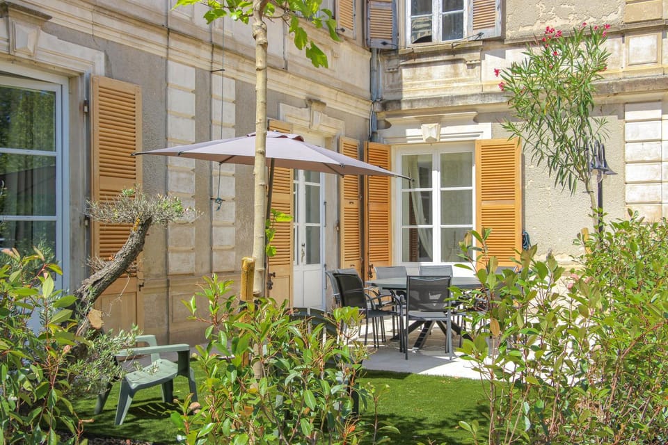 Property building, Patio