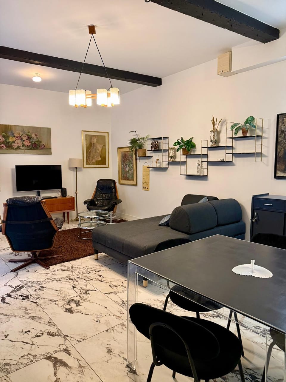 Seating area