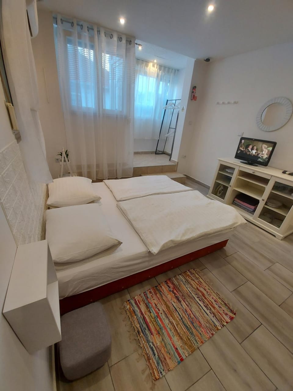 TV and multimedia, Bedroom, wardrobe