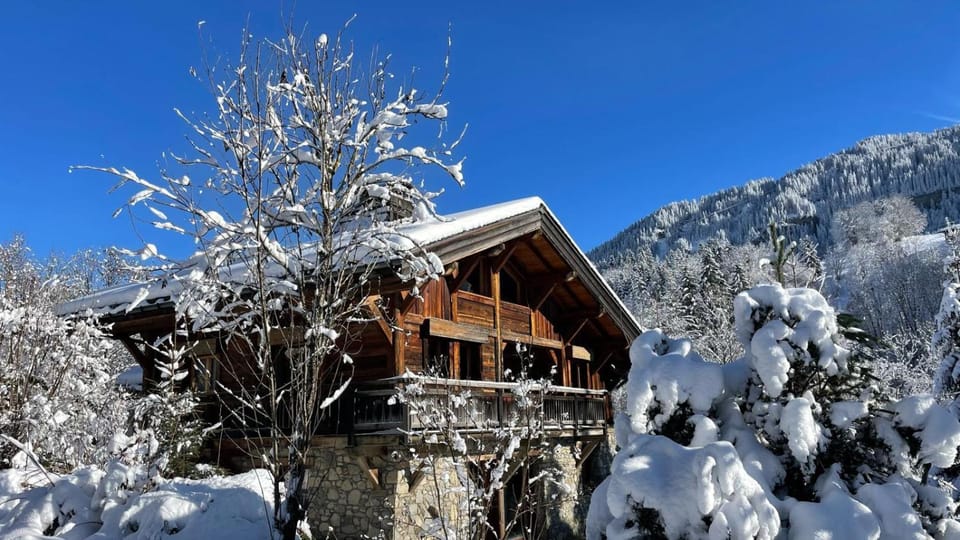 Roc et Soleil - By Care Concierge Chalet in Megève