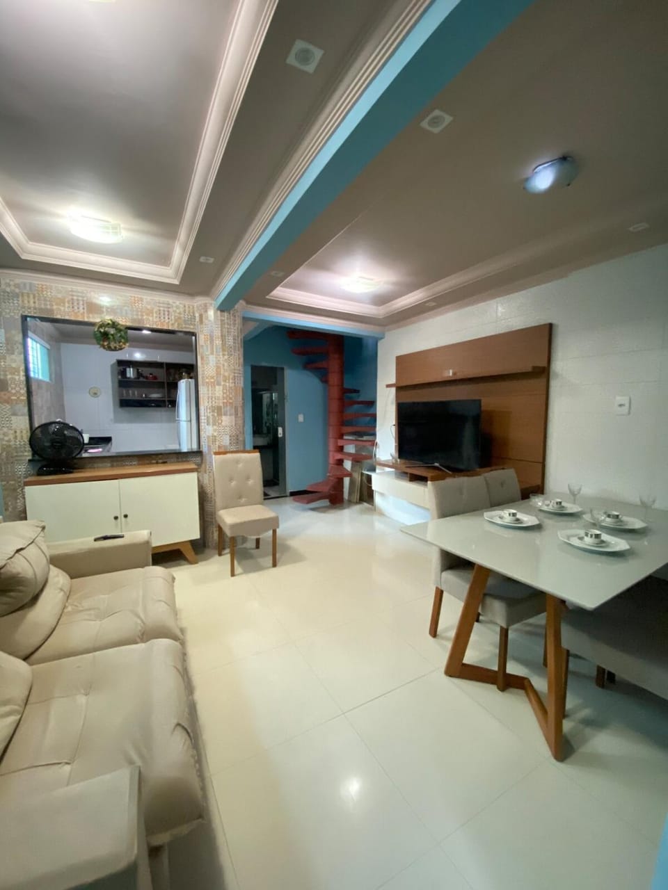 Communal lounge/ TV room, TV and multimedia, Living room, Dining area