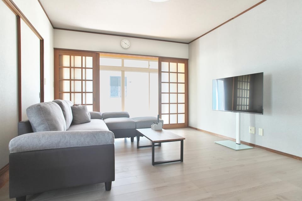 Enokiya Minamioshiage1F Apartment in Japan
