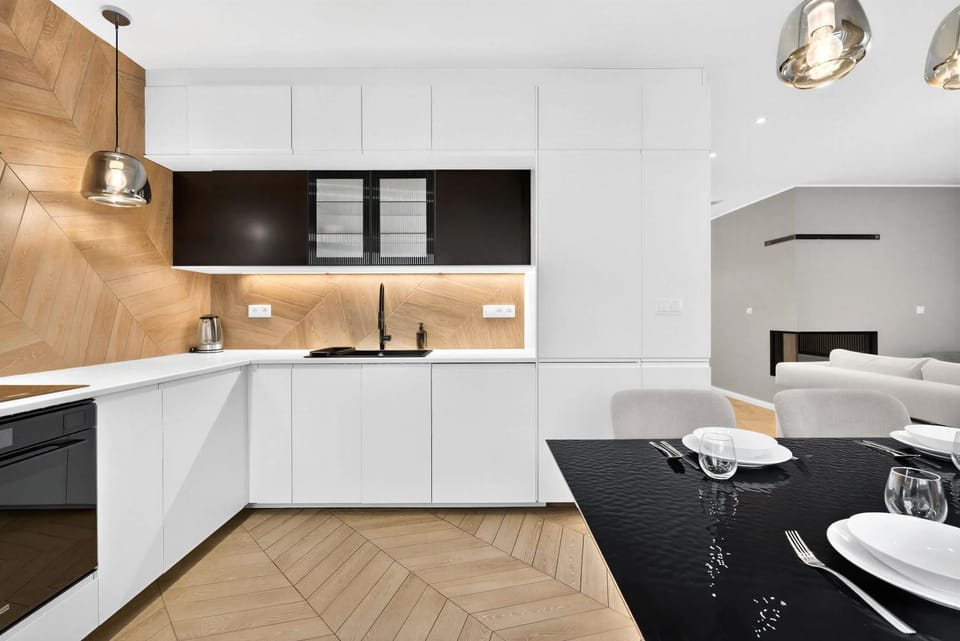 Kitchen or kitchenette, Dining area, stove