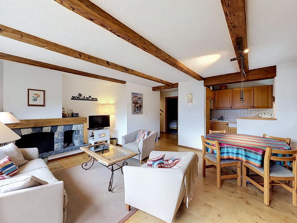 Stem 8 Charming family apartment in Verbier for your mountain getaway Apartment in Riddes