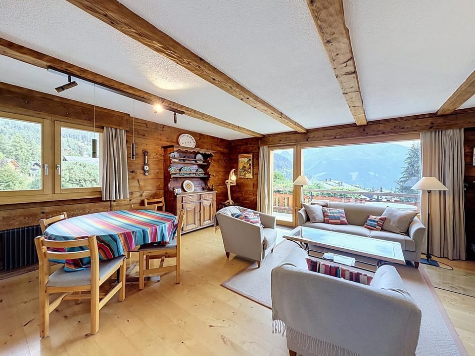 Stem 8 Charming family apartment in Verbier for your mountain getaway Apartment in Riddes