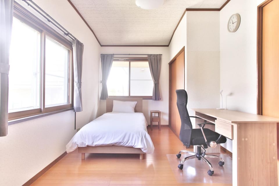 Enokiya Minamioshiage2F Apartment in Japan